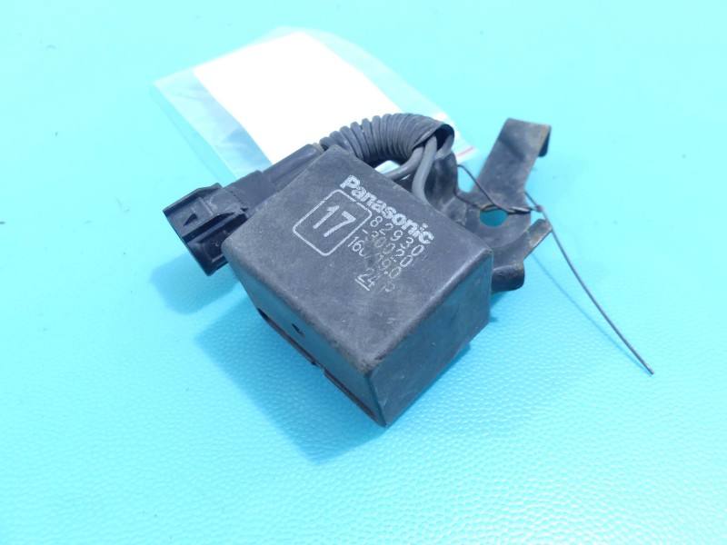 Реле Lexus GS 82930-30020
