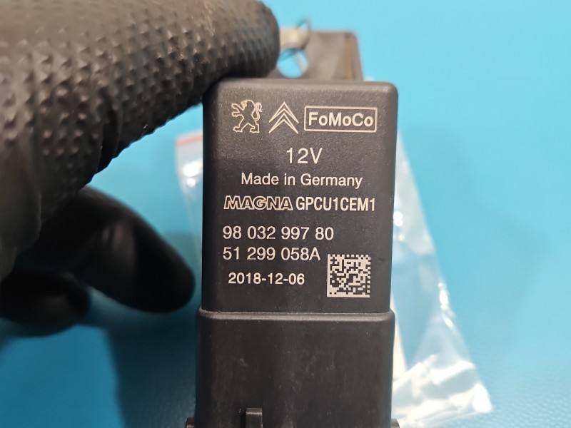 Реле Peugeot Expert 9803299780 — фото деталі 3