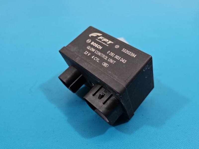 Реле Suzuki Sx4 0281003043