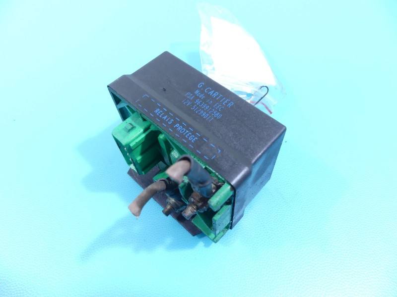Реле Peugeot Expert 9639912580