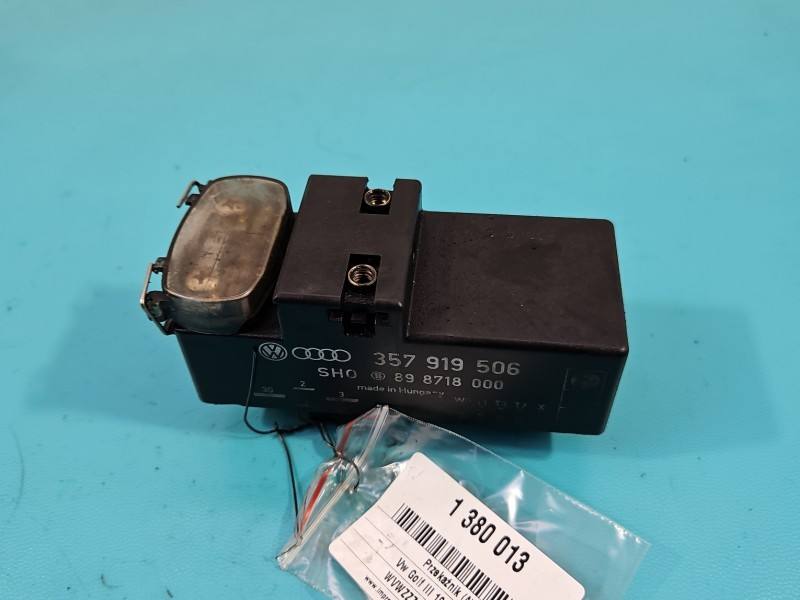 Реле Volkswagen Golf 3 357919506