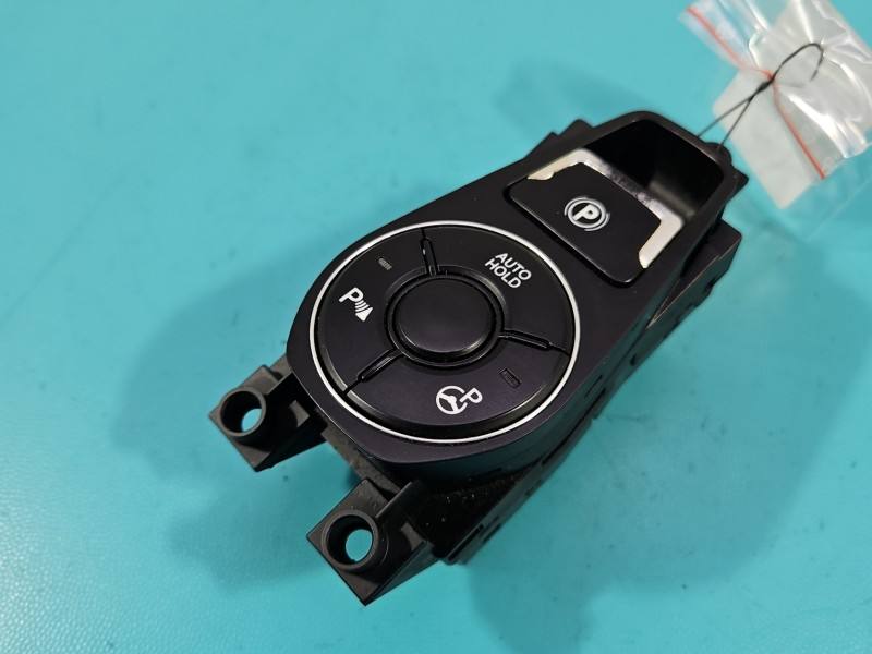 Блок кнопок ручника Hyundai I40 93766-3Z080