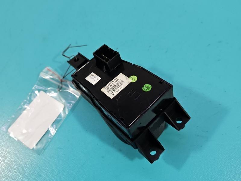 Блок кнопок ручника Hyundai I40 93766-3Z080 — фото деталі 5