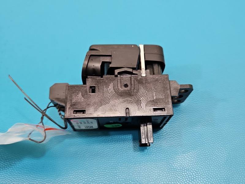 Блок кнопок ручника BMW 5 G30 6842027 — фото деталі 3