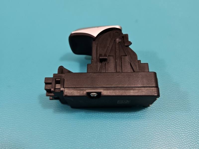 Блок кнопок ручника Mercedes C W205 A2059056603 — фото деталі 5