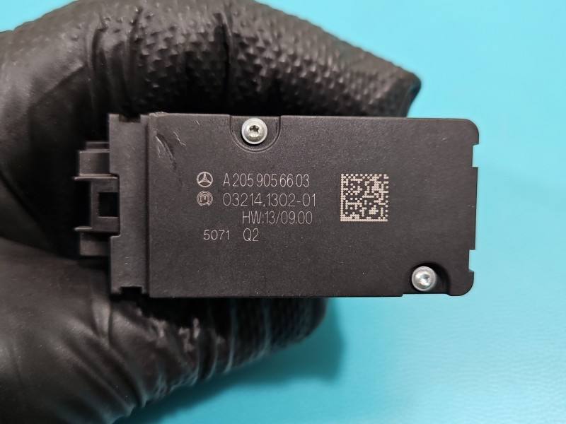 Блок кнопок ручника Mercedes C W205 A2059056603 — фото деталі 6
