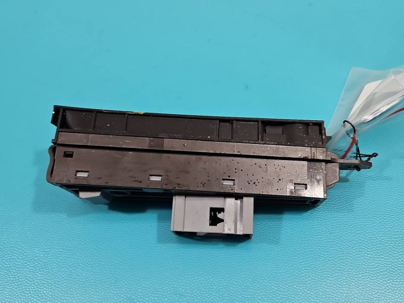 Блок кнопок ручника Volkswagen Passat CC 3AB927137-3410-08S — фото деталі 4