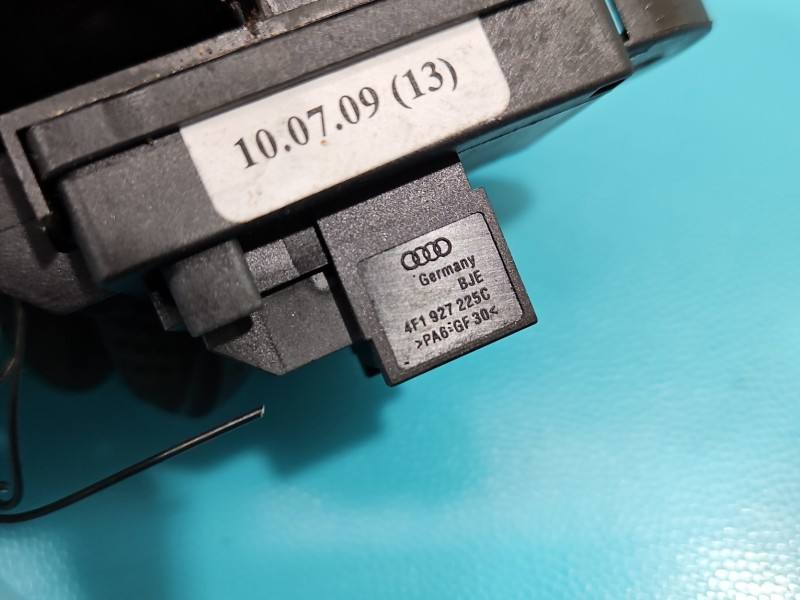 Блок кнопок ручника Audi A6 C6 4F1927225C — фото деталі 5