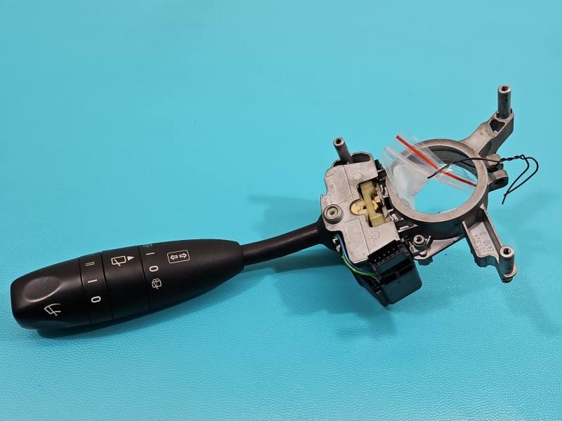 Підрульовий перемикач світла поворотів Mercedes B W245 A1695450210