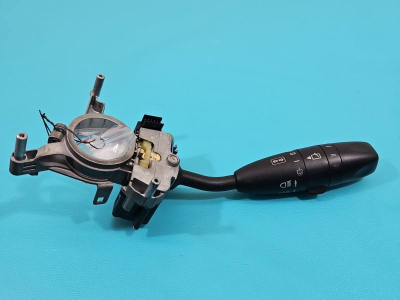 Підрульовий перемикач світла поворотів Mercedes B W245 A1695450210 — фото деталі 3