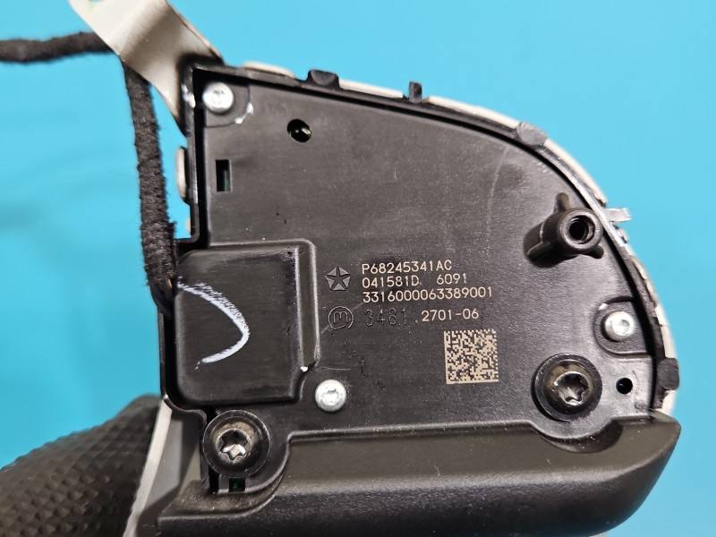 Кнопки керма мультируль Jeep Grand Cherokee P68245342AA — фото деталі 6