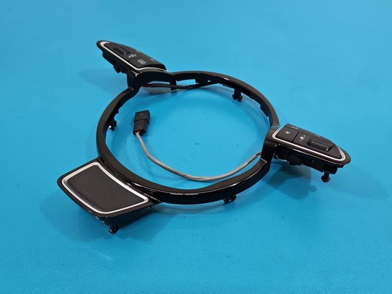 Кнопки керма мультируль Audi A3 8V 8U0951523A