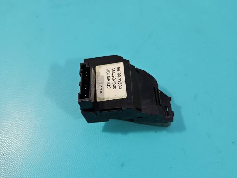 Кнопки руля мультируль Hyundai Ix35 96700-2S300 — фото детали 5