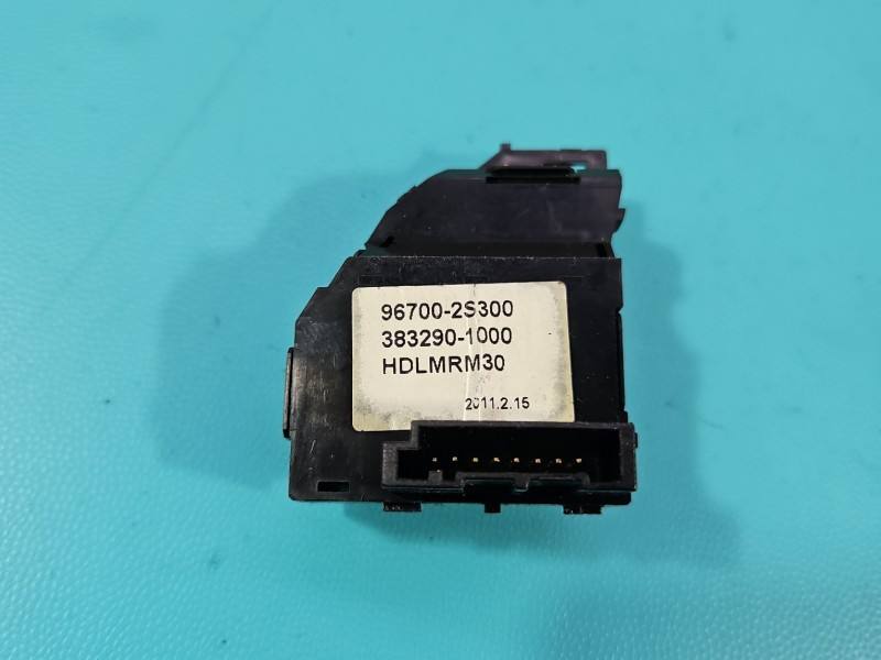 Кнопки руля мультируль Hyundai Ix35 96700-2S300 — фото детали 6
