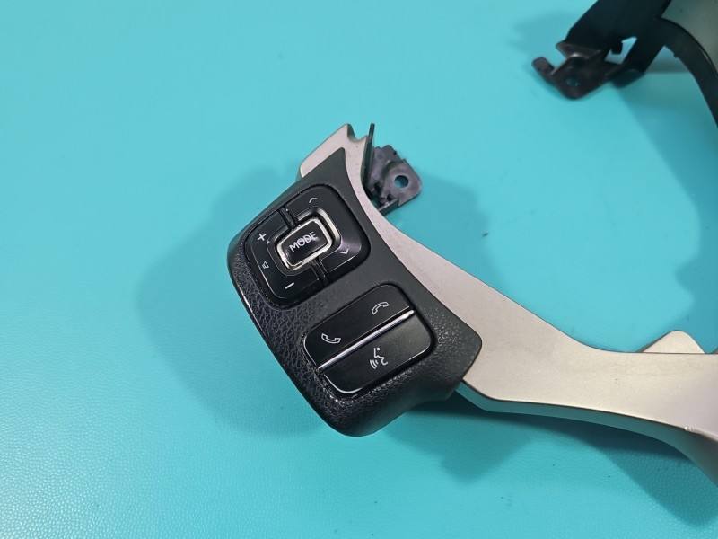 Кнопки руля мультируль Lexus NX 75J060 — фото детали 4