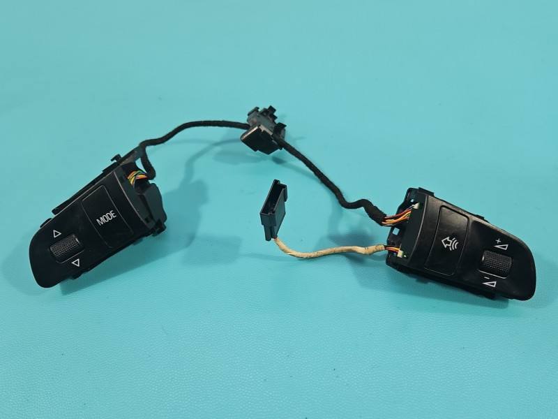 Кнопки керма мультируль Audi A4 B8 4F0951527D