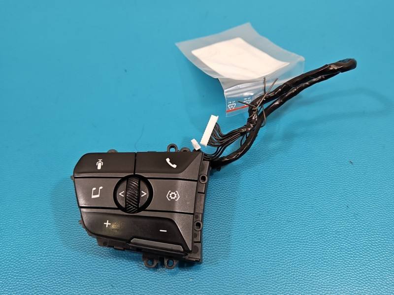 Кнопки керма мультируль BMW IX1 U11 5A44D53 — фото деталі 2