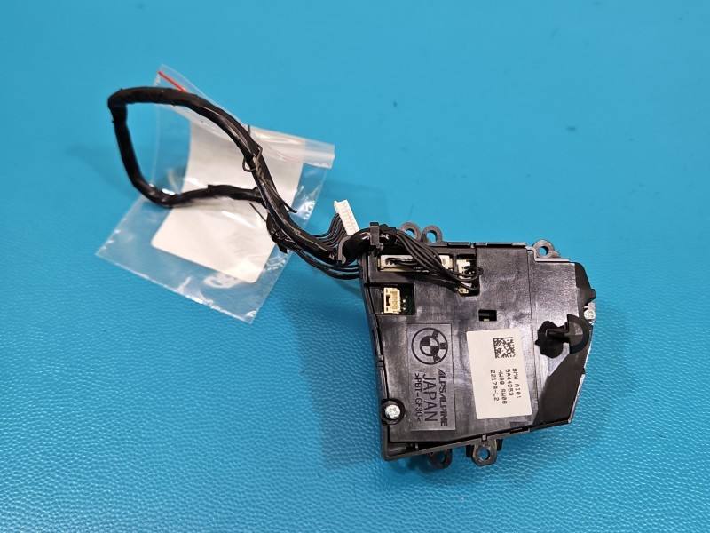 Кнопки керма мультируль BMW IX1 U11 5A44D53 — фото деталі 3