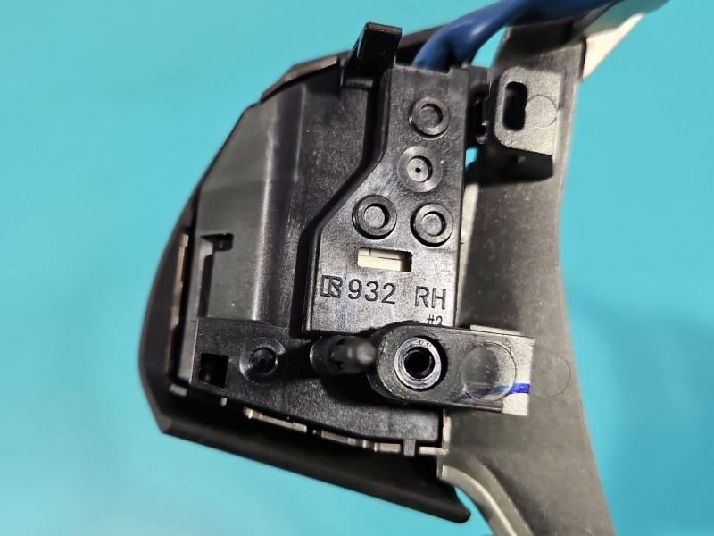 Кнопки руля мультируль Suzuki Sx4 GS119-10330 — фото детали 11