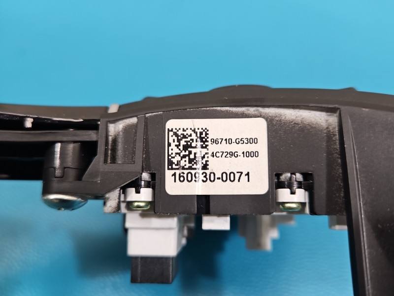 Кнопки керма мультируль Kia Niro 96720-G5450 — фото деталі 7