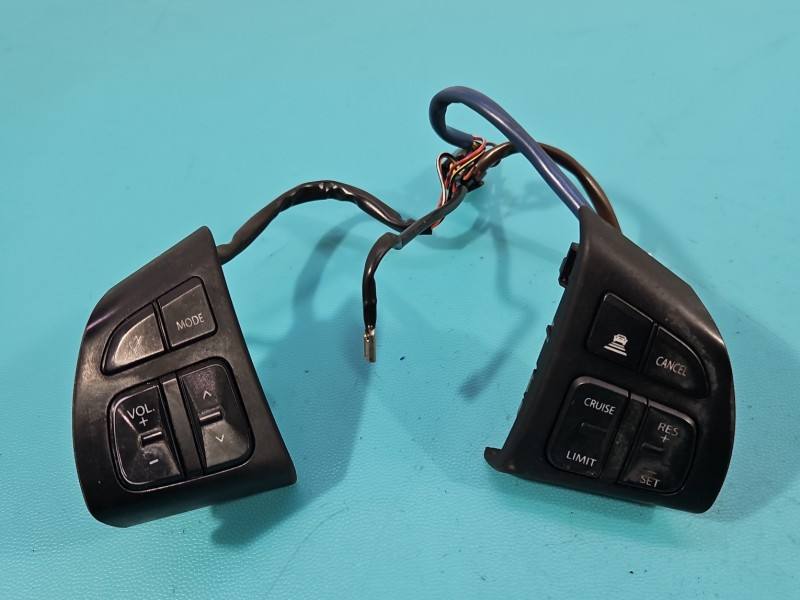Кнопки руля мультируль Suzuki Vitara