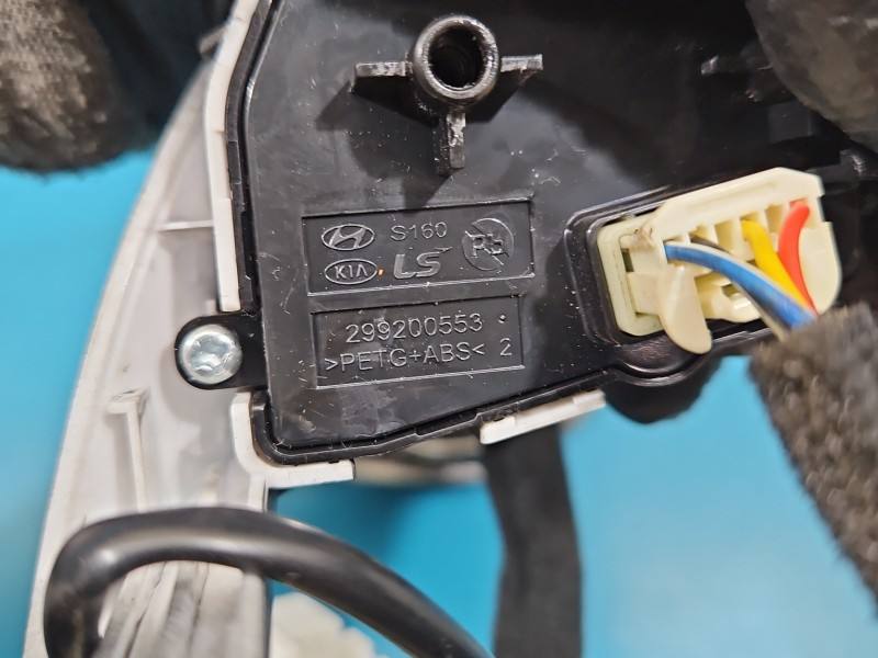 Кнопки керма мультируль Hyundai Elantra 56190-F2EB0 — фото деталі 8