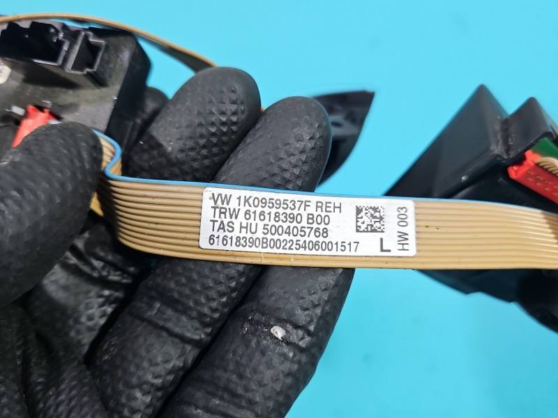 Кнопки керма мультируль Volkswagen Touran 1P0959542 — фото деталі 8