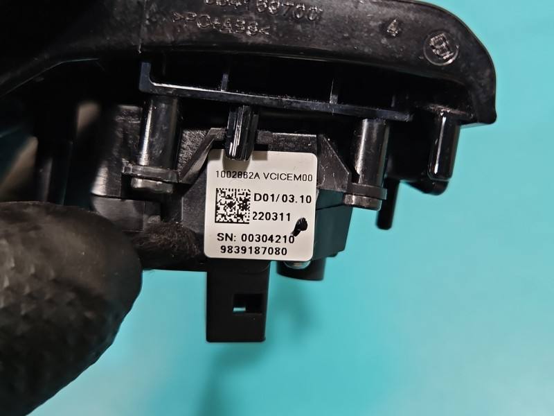 Кнопки керма мультируль Opel Astra L 9839187080 — фото деталі 7