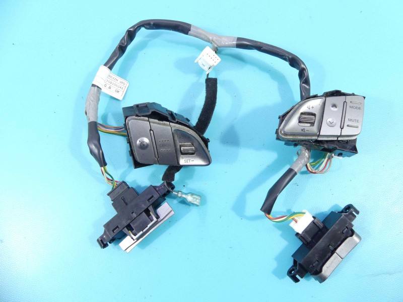 Кнопки керма мультируль Hyundai Ix35 96700-2S300
