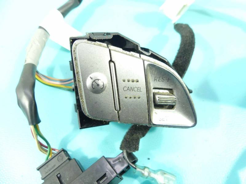 Кнопки керма мультируль Hyundai Ix35 96700-2S300 — фото деталі 3