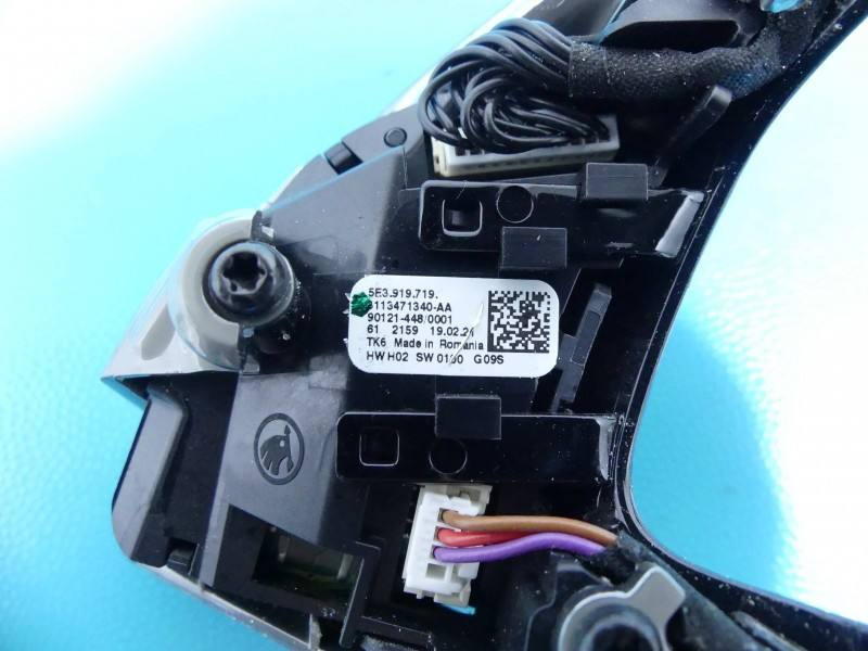 Кнопки керма мультируль Skoda Fabia 3 5E3419093A — фото деталі 4