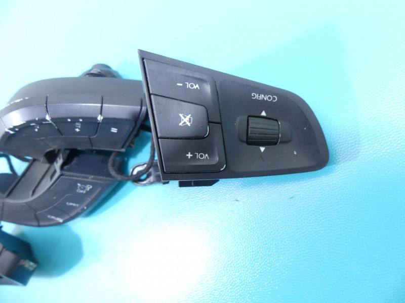 Кнопки керма мультируль Peugeot 508 9677976377 — фото деталі 3