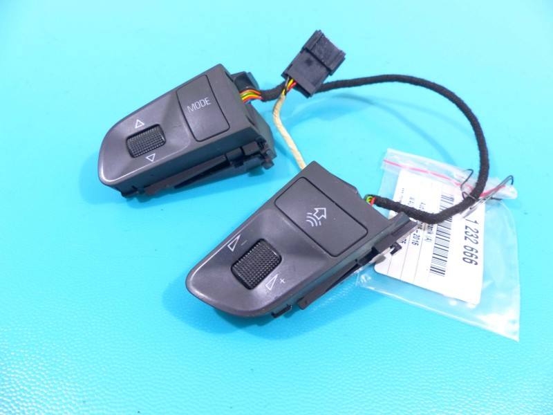 Кнопки керма мультируль Audi Q7 4F0951527C