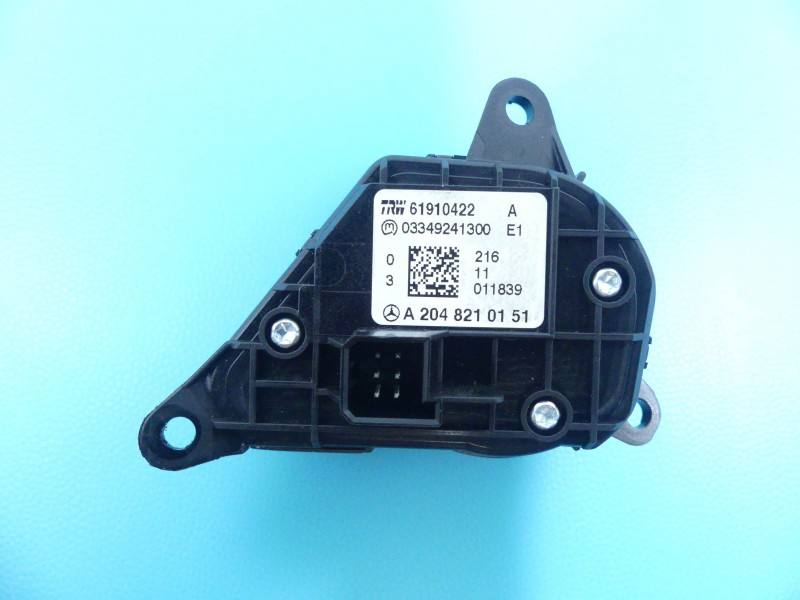Кнопки керма мультируль Mercedes E W212 A2048210151 — фото деталі 5