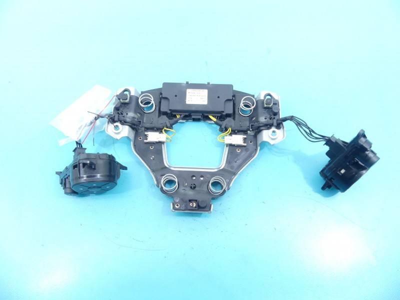 Кнопки керма мультируль Mercedes C W204 A2048210051