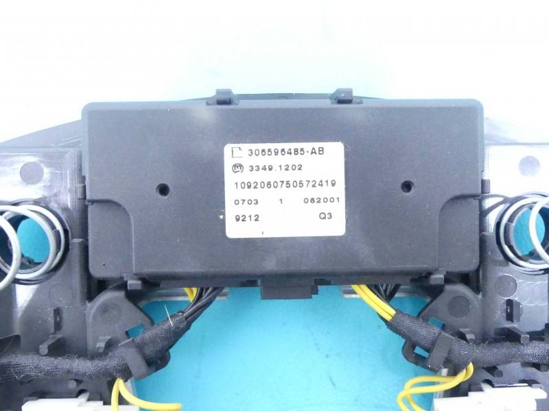 Кнопки керма мультируль Mercedes C W204 A2048210051 — фото деталі 3