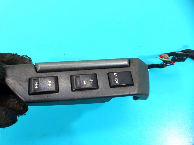 Кнопки керма мультируль Land Rover Discovery XPD500500WVH — фото деталі 4
