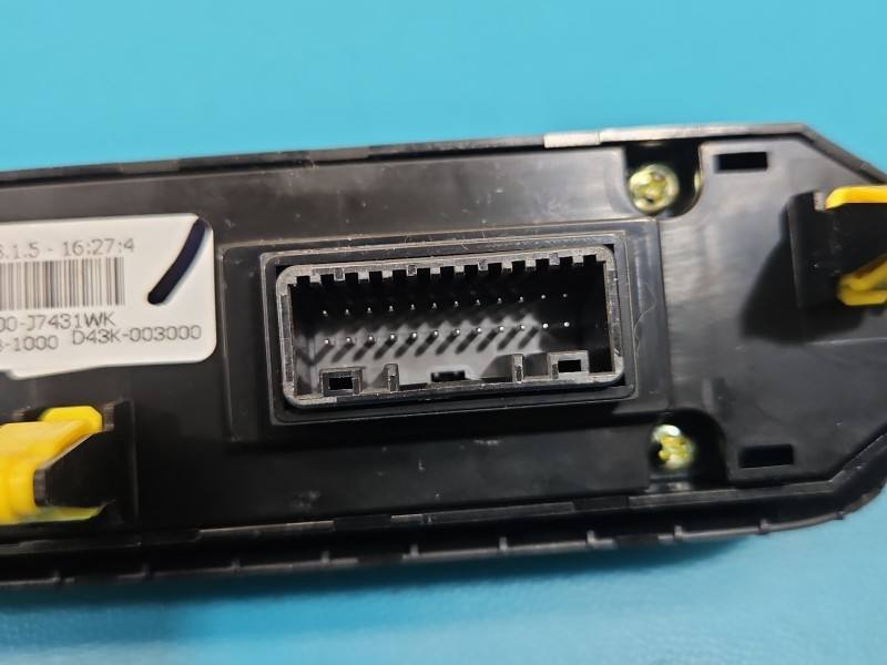 Перемикач кнопка Kia Ceed 93700-J7431WK — фото деталі 6