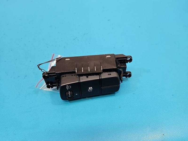Переключатель кнопка Hyundai Elantra 93700-AABB0 — фото детали 3