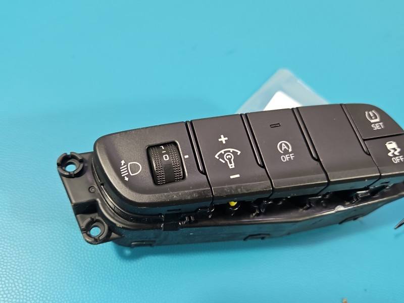 Перемикач кнопка Hyundai I30 93750-G4530 — фото деталі 3