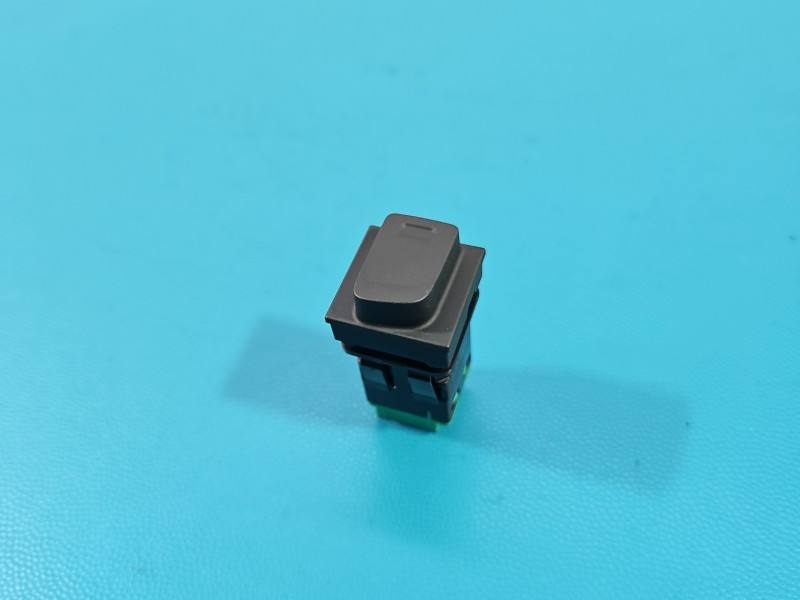 Переключатель кнопка Toyota Proace City 98381606ZD