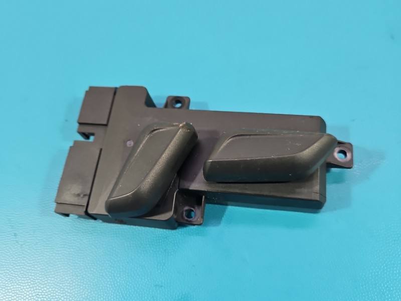 Перемикач кнопка Audi A5 8T 8W0959747B — фото деталі 2