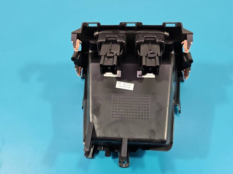 Перемикач кнопка Suzuki Sx4 73828-61M0 — фото деталі 7