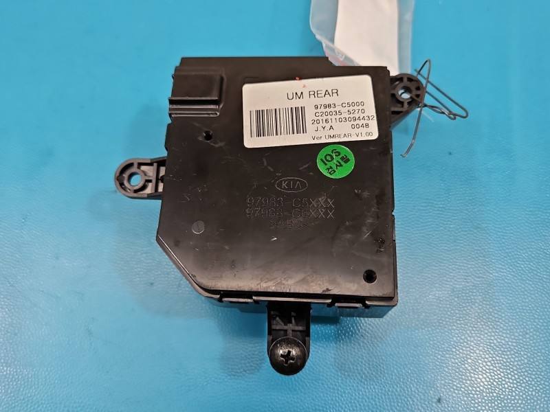 Перемикач кнопка Kia Sorento 97983-C5000 — фото деталі 3