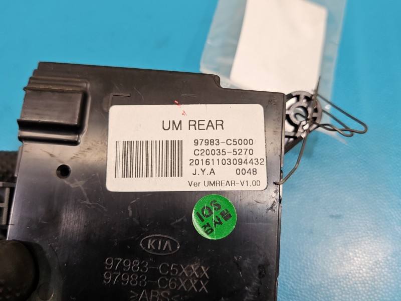 Перемикач кнопка Kia Sorento 97983-C5000 — фото деталі 5
