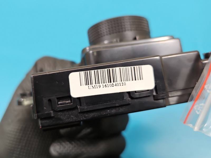 Перемикач кнопка Kia Sorento 97983-C5000 — фото деталі 7