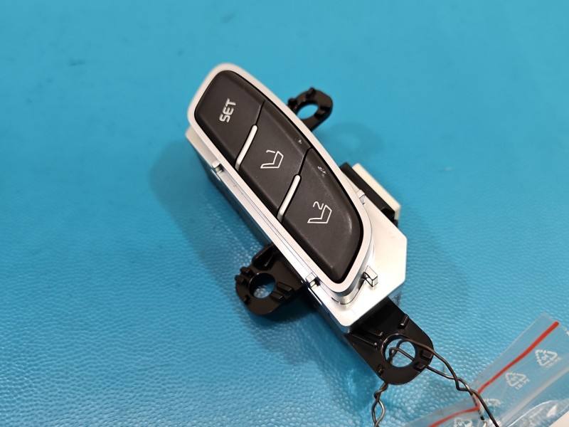 Перемикач кнопка Kia Sorento 93250-C5000