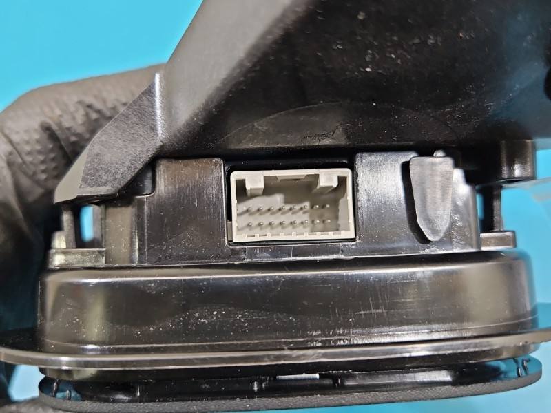 Переключатель кнопка Renault Espace 285M05476R — фото детали 6