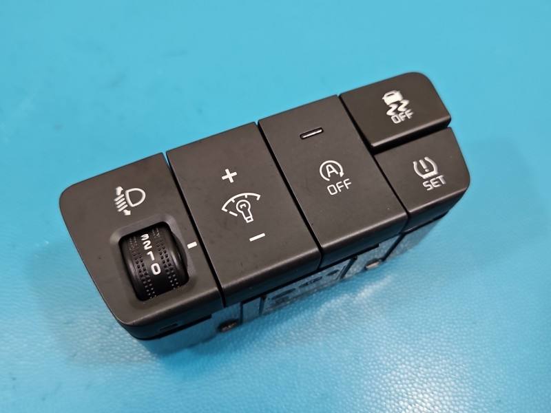 Перемикач кнопка Kia Stonic 93700-H8TL0