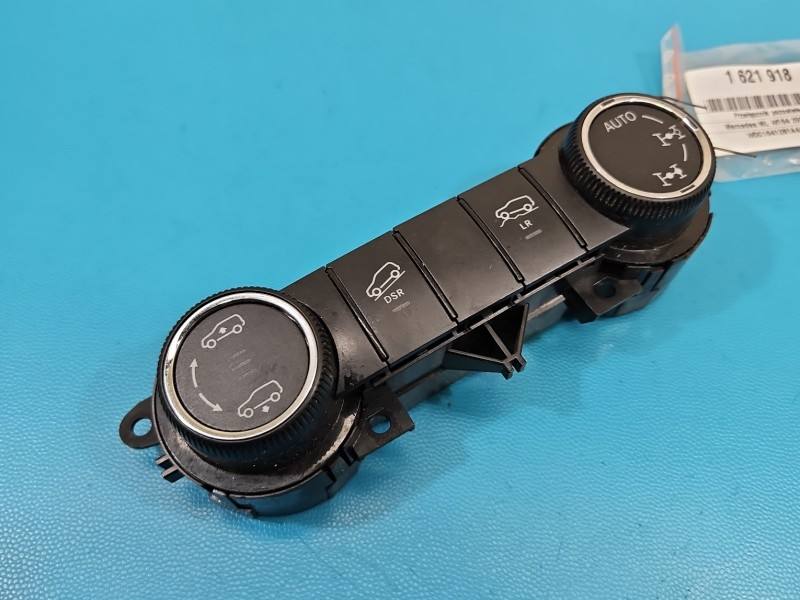 Перемикач кнопка Mercedes ML W164 A1648700858